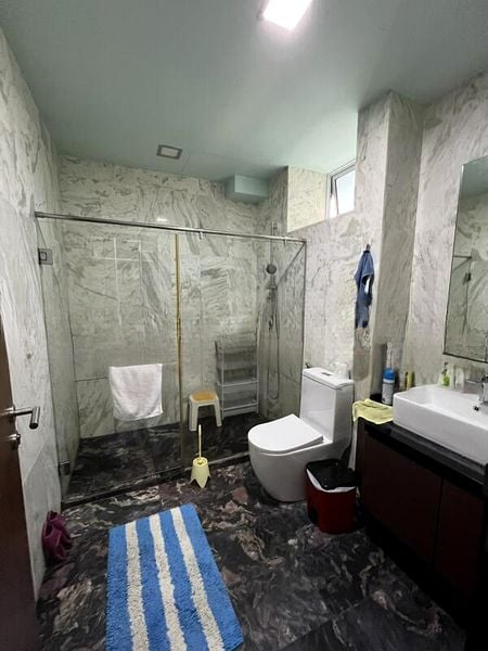 GOLDENHILL PARK CONDOMINIUM 4