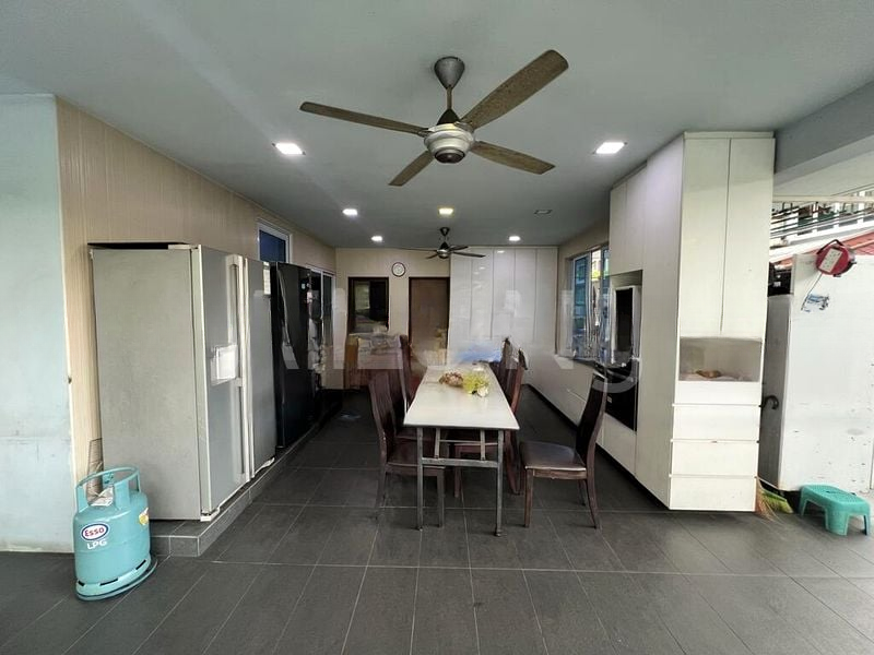 GOLDENHILL PARK CONDOMINIUM 15