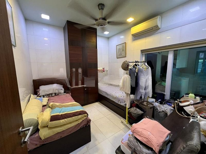 GOLDENHILL PARK CONDOMINIUM 13