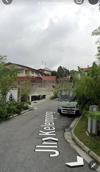BUKIT LOYANG ESTATE 4