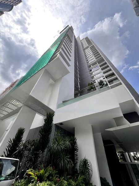 THE BOULEVARD RESIDENCE 2
