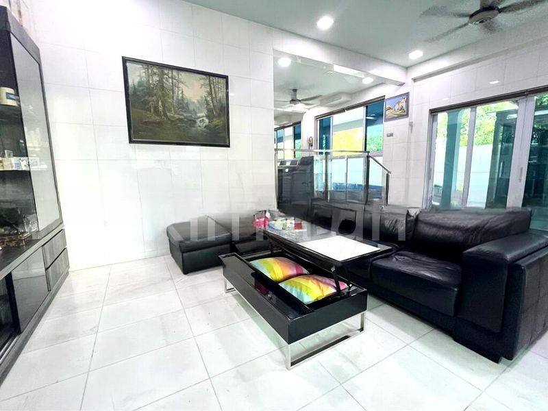 GOLDEN HILL ESTATE 12