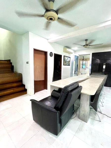 GOLDEN HILL ESTATE 11