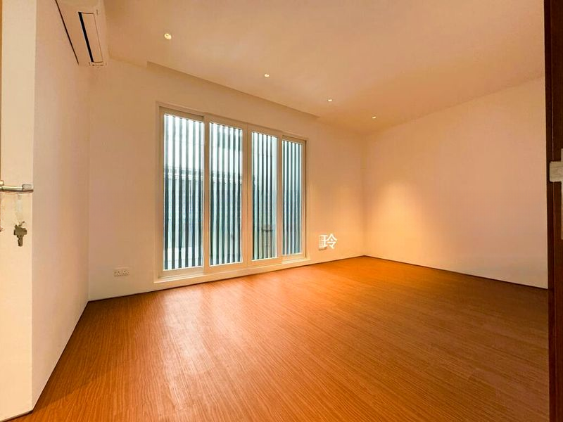 SELETAR HILLS ESTATE 7