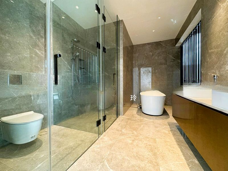 SELETAR HILLS ESTATE 13