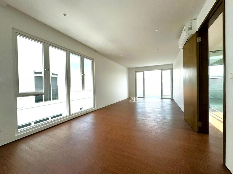 SELETAR HILLS ESTATE 12