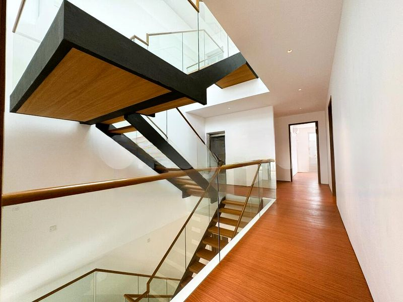 SELETAR HILLS ESTATE 4