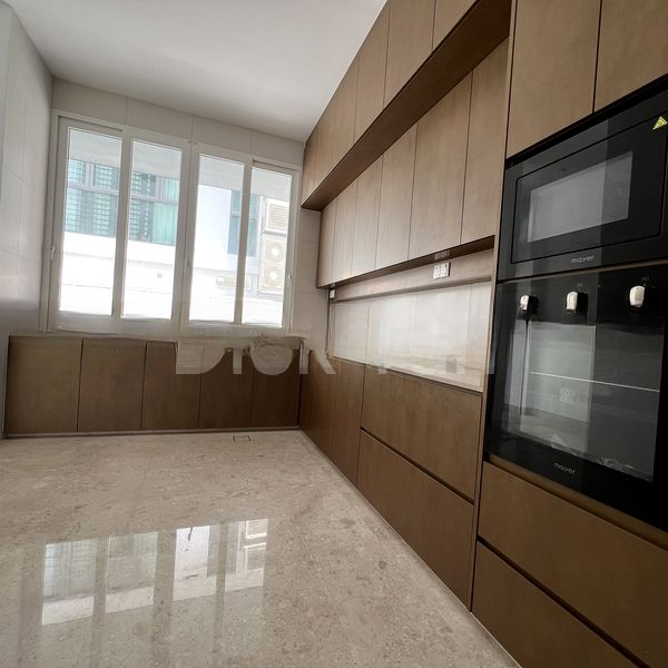 SELETAR HILLS ESTATE 9