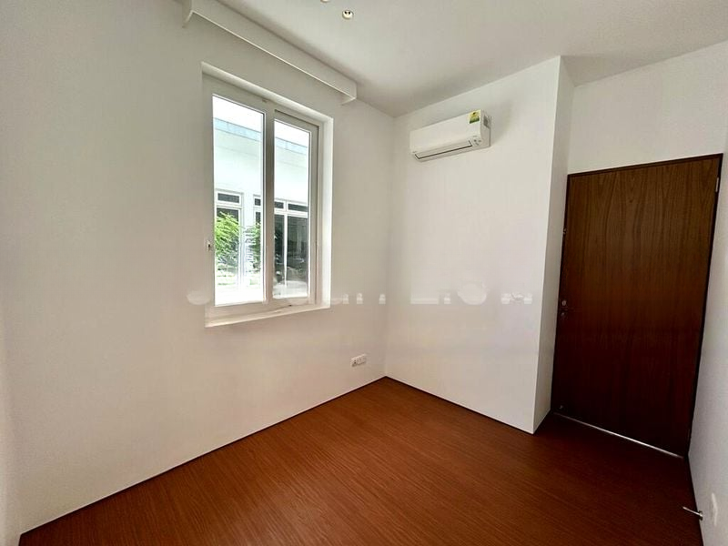 SELETAR HILLS ESTATE 2