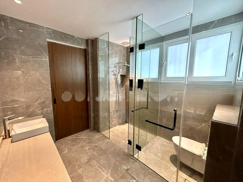 SELETAR HILLS ESTATE 11