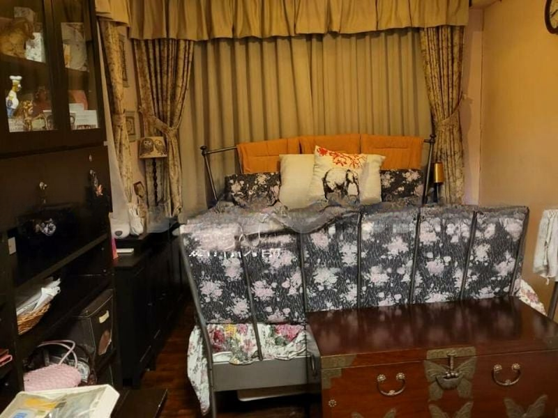 QUEEN ASTRID GARDENS 3
