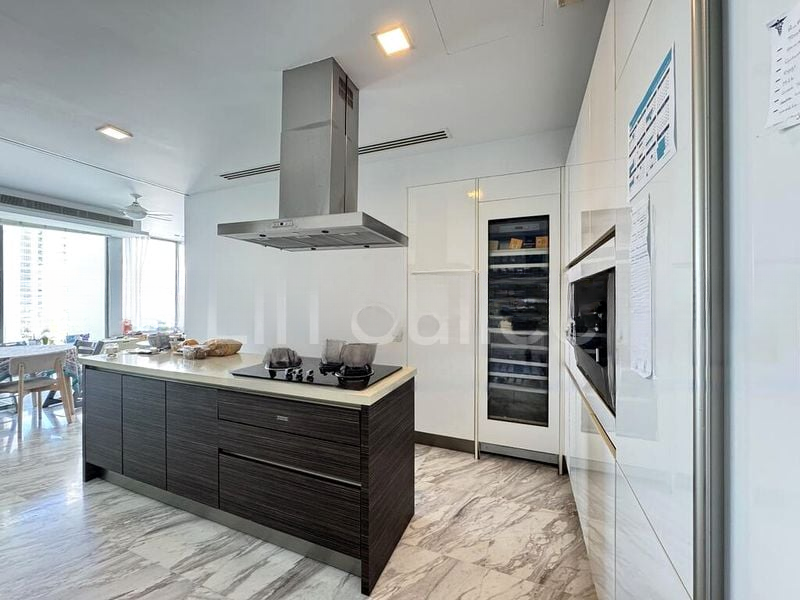 MARINA COLLECTION 10