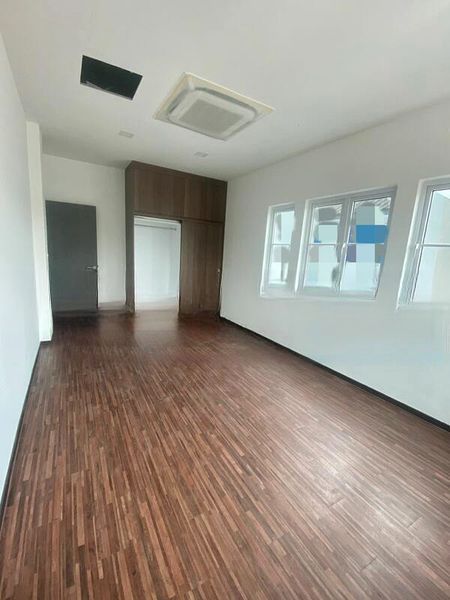 SELETAR HILLS ESTATE 10