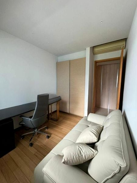 MARINA BAY RESIDENCES 3