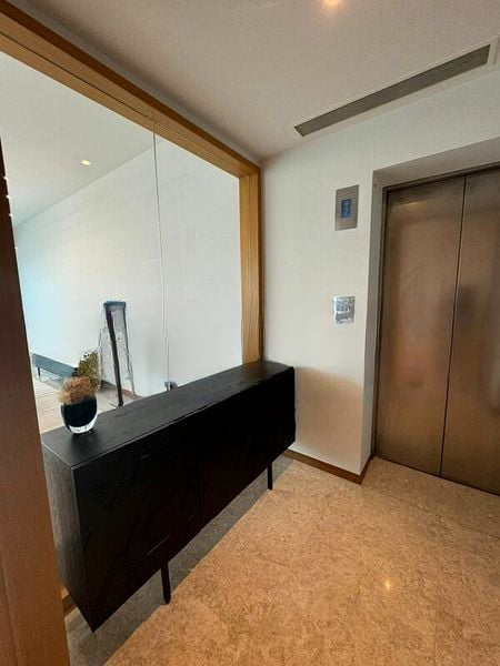 MARINA BAY RESIDENCES 8