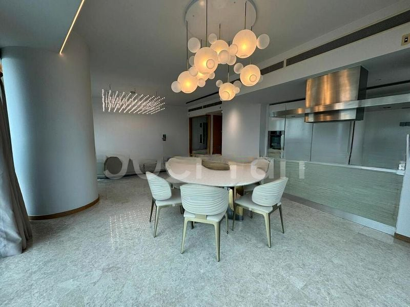 MARINA BAY RESIDENCES 7