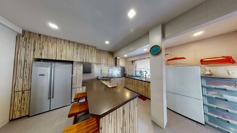 PEAKVIEW ESTATE 8