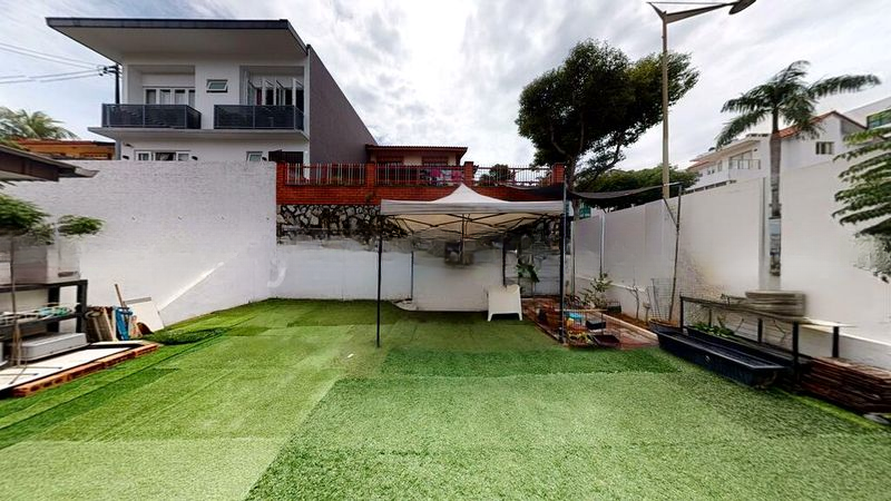 PEAKVIEW ESTATE 4