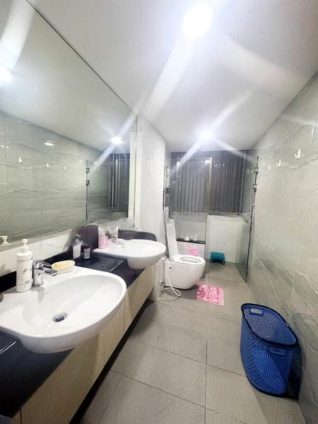 SEMBAWANG HILLS ESTATE 9