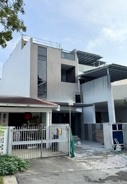 SEMBAWANG HILLS ESTATE 8