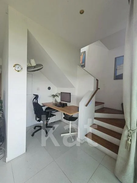 VARSITY PARK CONDOMINIUM 6