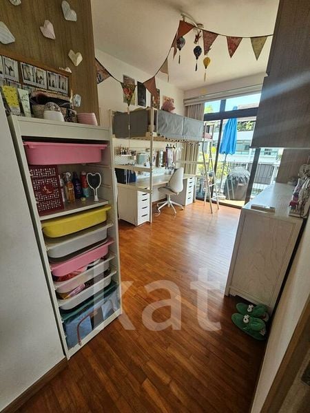 VARSITY PARK CONDOMINIUM 8