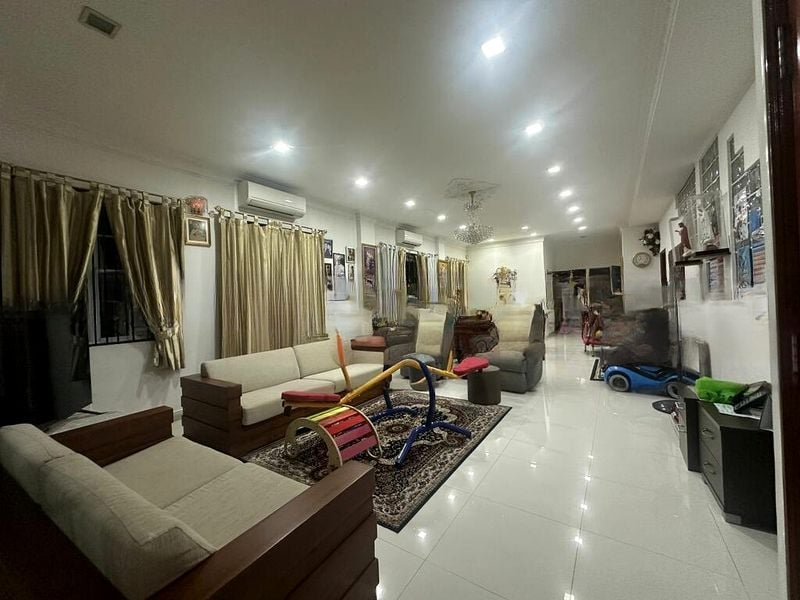 SEMBAWANG HILLS ESTATE 6