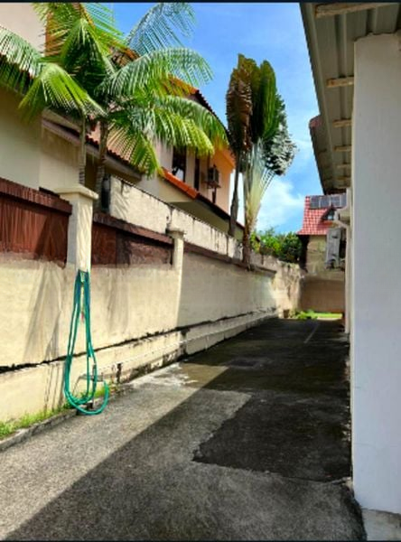 SPRING PARK ESTATE 4