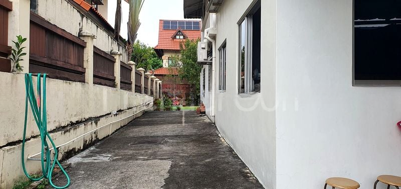 SPRING PARK ESTATE 8