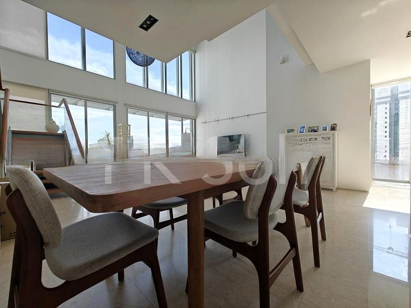 LEONIE HILL RESIDENCES 4