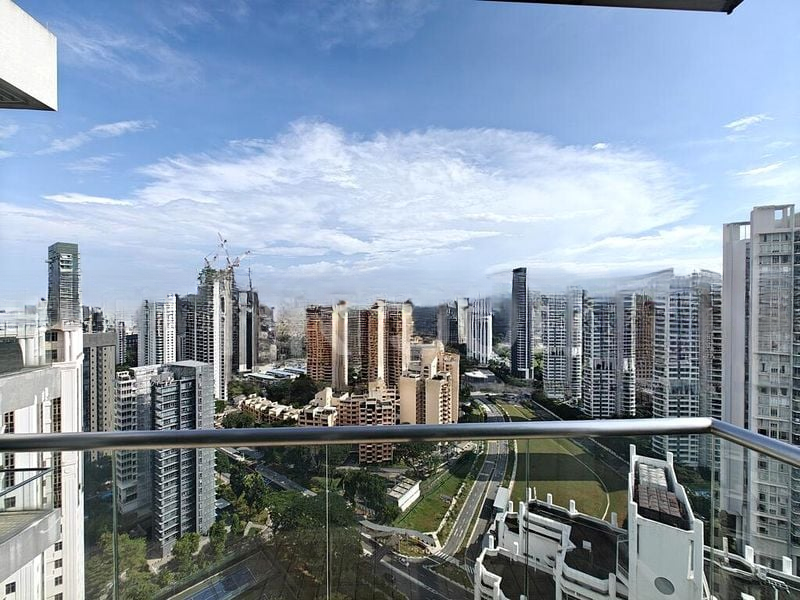 LEONIE HILL RESIDENCES 3