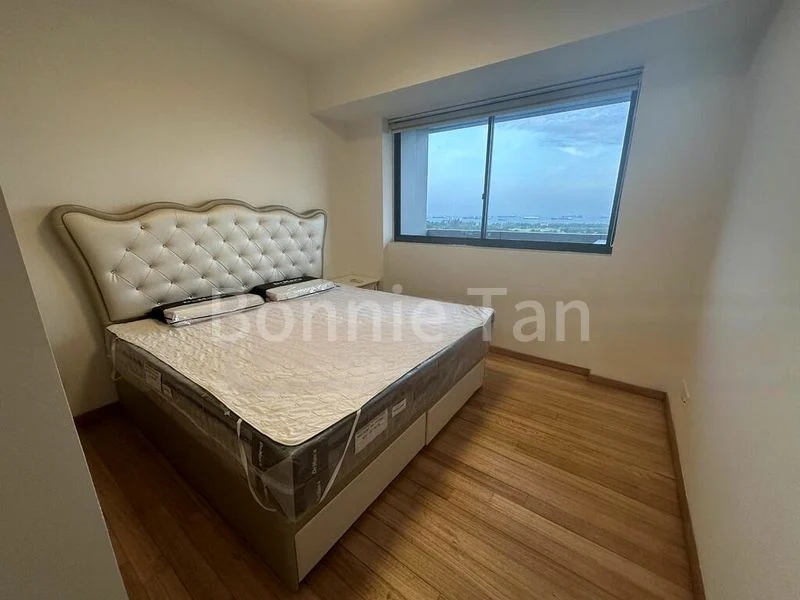 MARINA BAY RESIDENCES 4