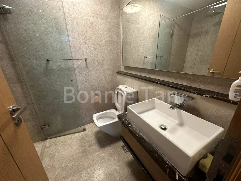 MARINA BAY RESIDENCES 5