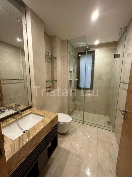 BISHOPSGATE RESIDENCES 10