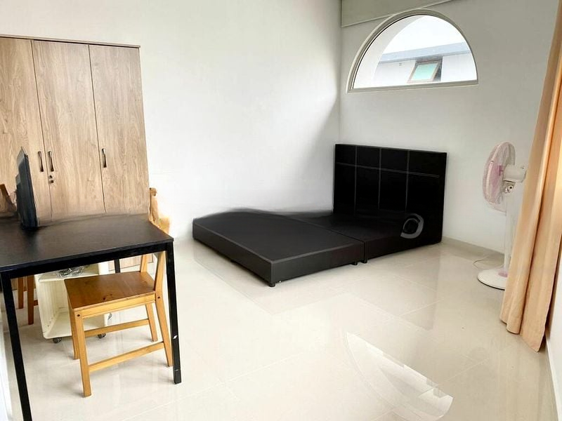 THE MINT RESIDENCES 5
