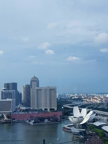 MARINA BAY RESIDENCES 5