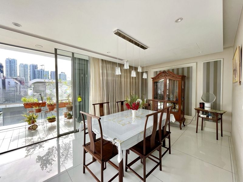 OXLEY RESIDENCE 3