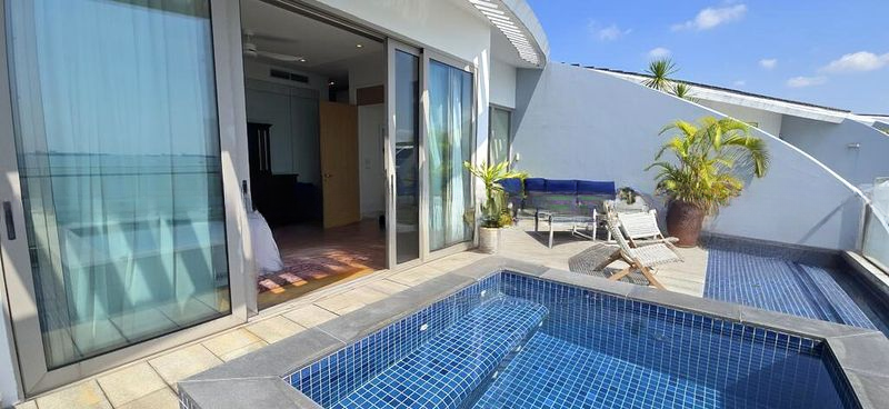 THE COAST AT SENTOSA COVE 11