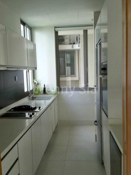 THE OCEANFRONT @ SENTOSA COVE 6