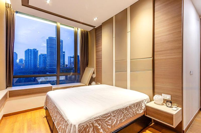 ONE BALMORAL 6