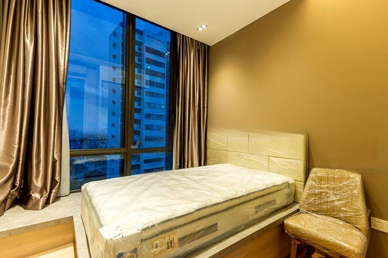 ONE BALMORAL 4