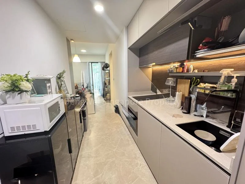 THE REEF AT KING'S DOCK 7