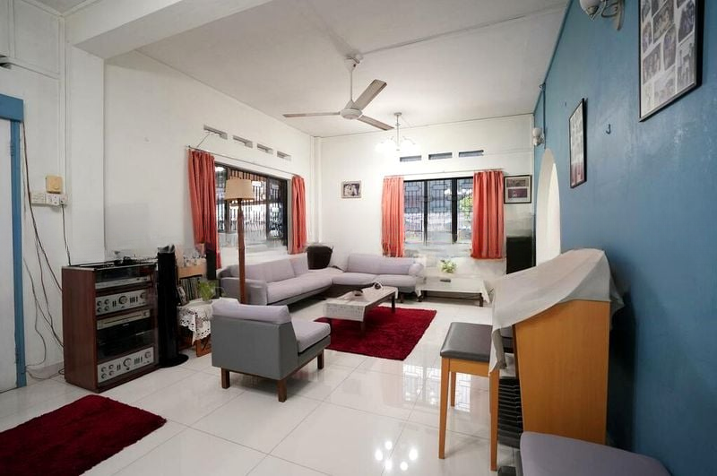 SPRING PARK ESTATE 10