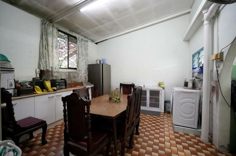 SPRING PARK ESTATE 6