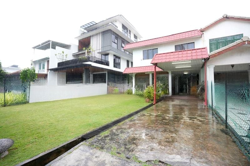 SPRING PARK ESTATE 12