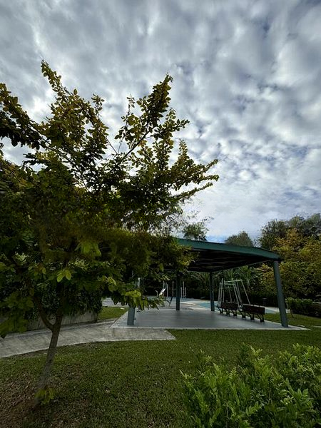 EDELWEISS PARK CONDOMINIUM 5