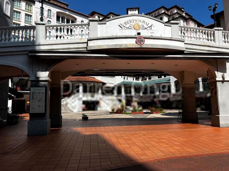 THE PIER AT ROBERTSON 15