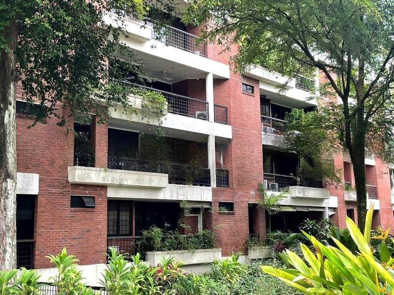 SUTTON PLACE 6