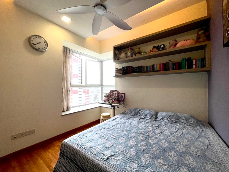 THE METROPOLITAN CONDOMINIUM 21