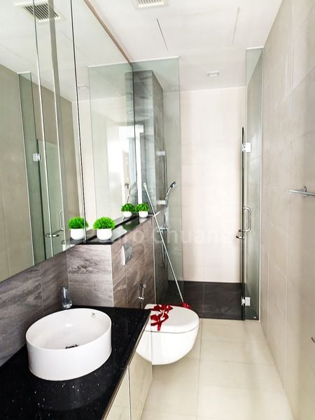 KALLANG RIVERSIDE 11